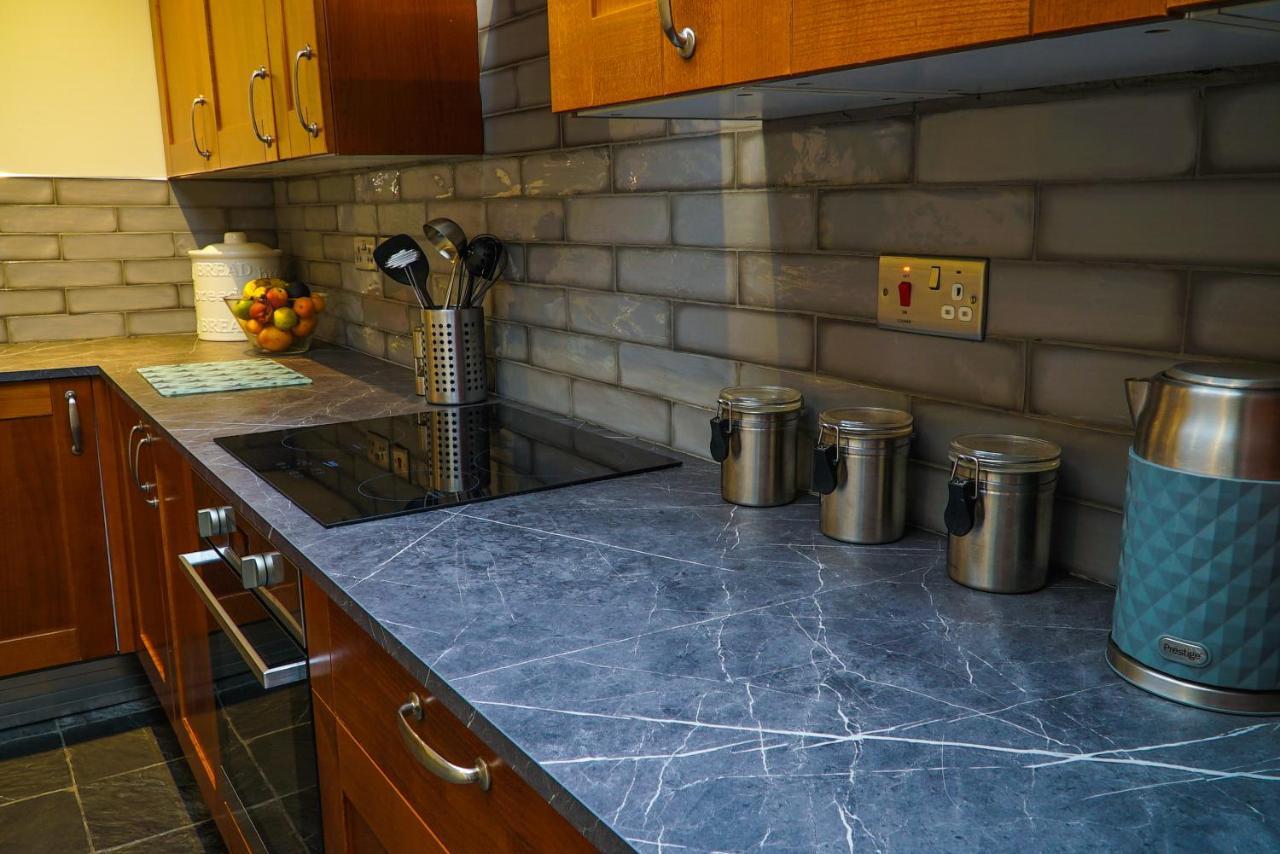 Copper Oven Apartments Арброт Екстериор снимка